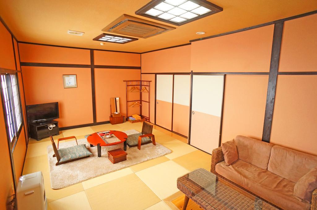 Yufu Ryochiku Hotel Стая снимка